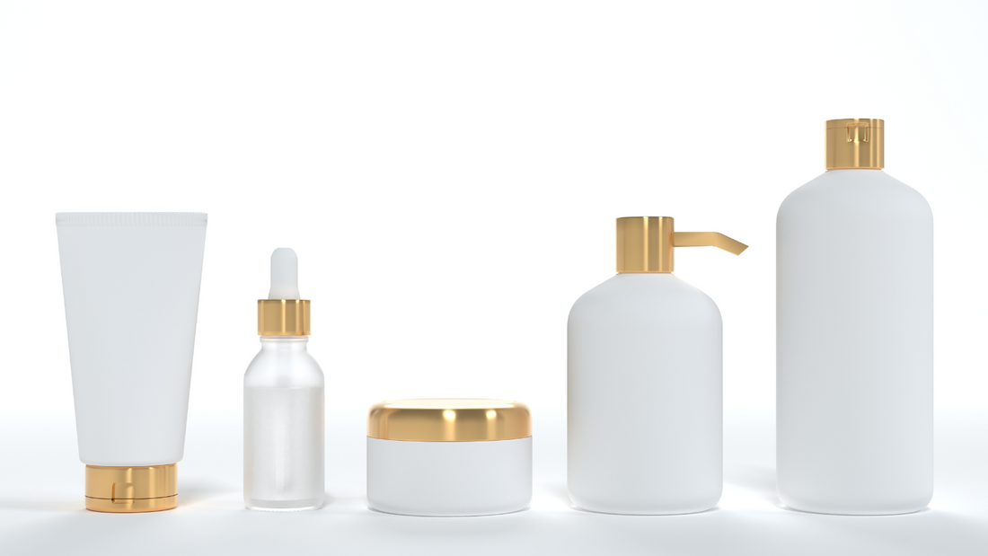 Minimalist sustainable beauty packaging on a white background [CLEAN BEAUTY]