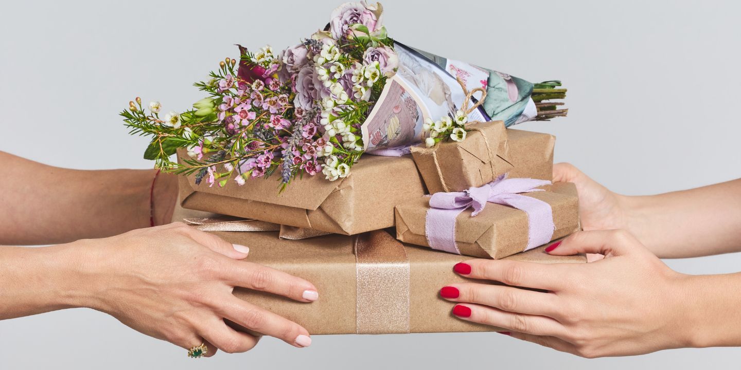 image-Gifts & Sets